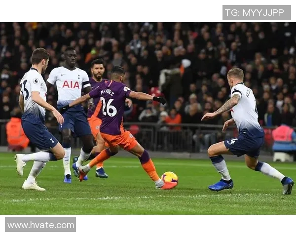 女王公园与布伦特福的激烈对决揭示英冠联赛的竞争魅力与球队实力较量 女王公园与布伦特福的激烈对决揭示英冠联赛的竞争魅力与球队实力较量