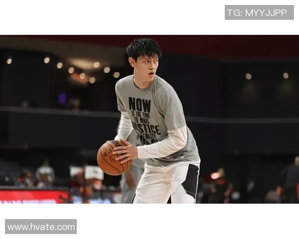 曾凡博崭露头角引领篮球新时代展现年轻球员的无限潜力与激情